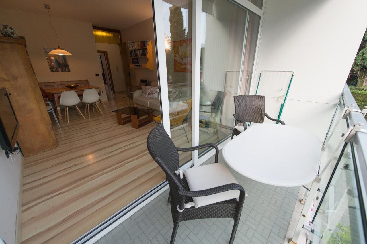 Appartement Lago Blu Riva del Garda Buitenkant foto