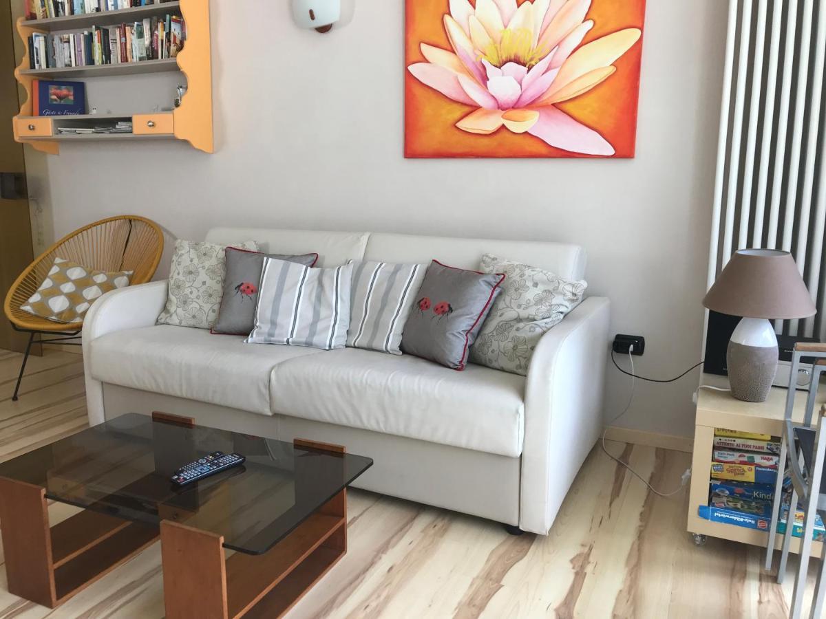 Appartement Lago Blu Riva del Garda Buitenkant foto