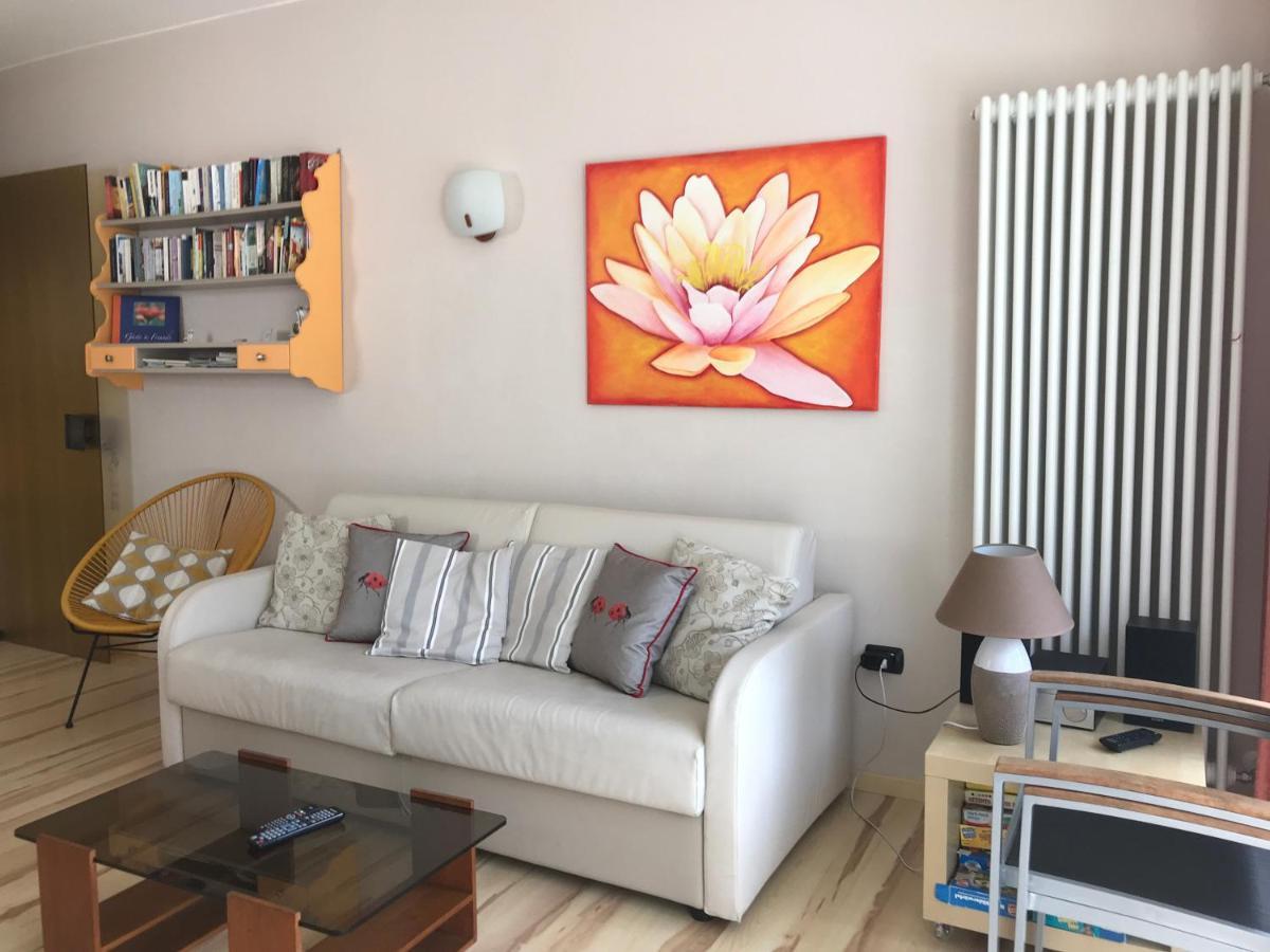 Appartement Lago Blu Riva del Garda Buitenkant foto