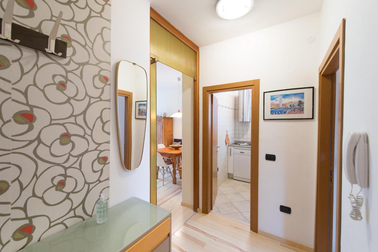 Appartement Lago Blu Riva del Garda Buitenkant foto