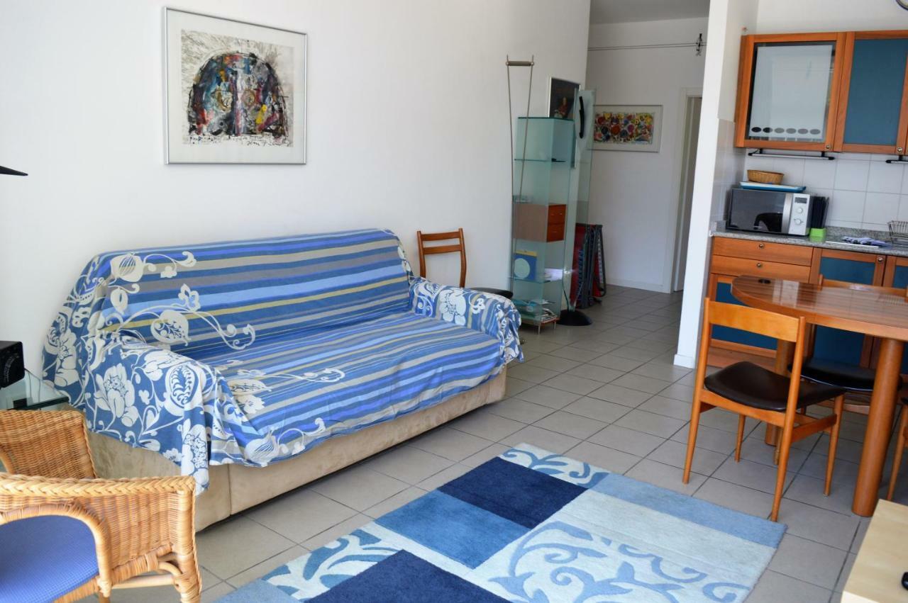 Appartement Lago Blu Riva del Garda Buitenkant foto